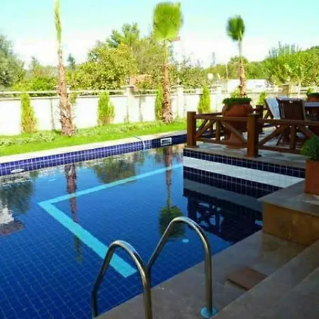 别墅 Senocak Luxury *